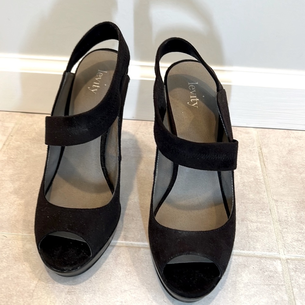 SEXY, Sky High black heels!